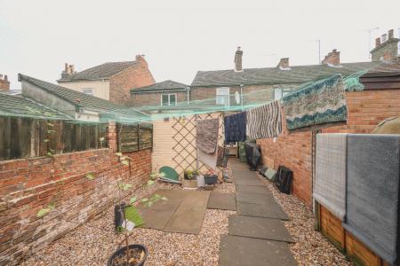 2 bedroom Terraced House for sale in Freiston Road, Boston, PE21
