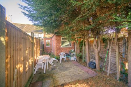 2 bedroom Terraced House for sale in Freiston Road, Boston, PE21