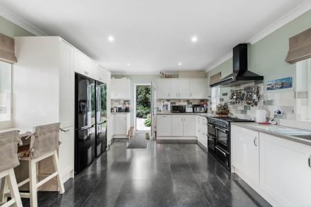 4 bedroom Detached house for sale in High Ferry Lane, Sibsey, Boston, PE22