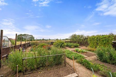 4 bedroom Detached house for sale in High Ferry Lane, Sibsey, Boston, PE22