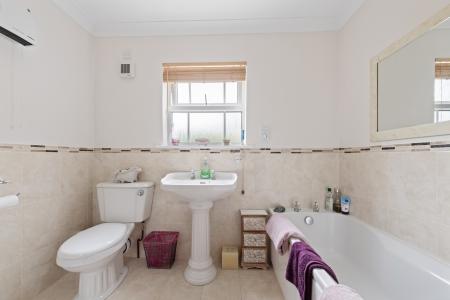 4 bedroom Detached house for sale in High Ferry Lane, Sibsey, Boston, PE22