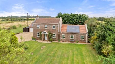 4 bedroom Detached house for sale in High Ferry Lane, Sibsey, Boston, PE22