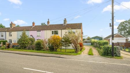 3 bedroom End of terrace house for sale in Main Road, New Bolingbroke, Boston, PE22