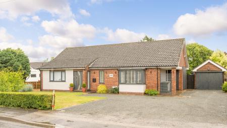 4 bedroom Detached bungalow for sale in Main Road, Stickney, Boston, PE22