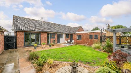 4 bedroom Detached bungalow for sale in Main Road, Stickney, Boston, PE22