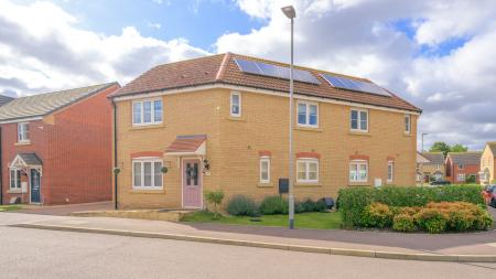 3 bedroom Semi-detached house for sale in Mallow Gardens, Boston, PE21