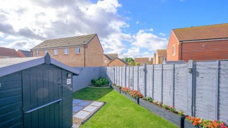 3 bedroom Semi-detached house for sale in Mallow Gardens, Boston, PE21