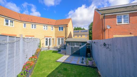 3 bedroom Semi-detached house for sale in Mallow Gardens, Boston, PE21