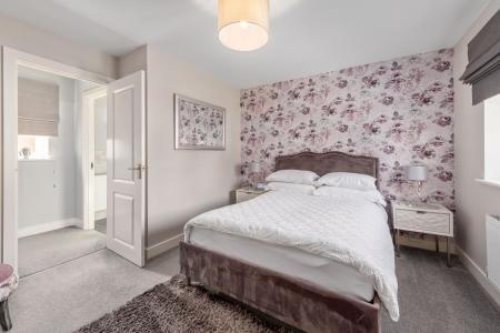 3 bedroom Semi-detached house for sale in Mallow Gardens, Boston, PE21