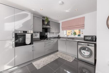 3 bedroom Semi-detached house for sale in Mallow Gardens, Boston, PE21