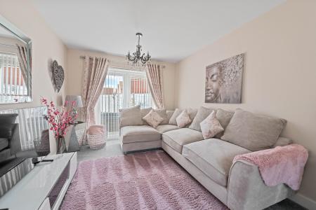 3 bedroom Semi-detached house for sale in Mallow Gardens, Boston, PE21