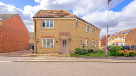 Mallow Gardens, Boston, PE21