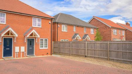 2 bedroom End of terrace house for sale in Old Iron Way, Boston, PE21
