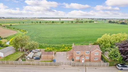 3 bedroom Detached house for sale in Old Main Road, Fosdyke, Boston, PE20