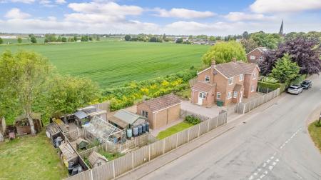 3 bedroom Detached house for sale in Old Main Road, Fosdyke, Boston, PE20