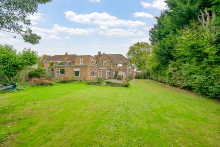 4 bedroom Detached house for sale in Tollfield Road, Boston, PE21