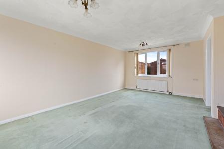 3 bedroom Semi-detached house for sale in Woodthorpe Avenue, Boston, PE21