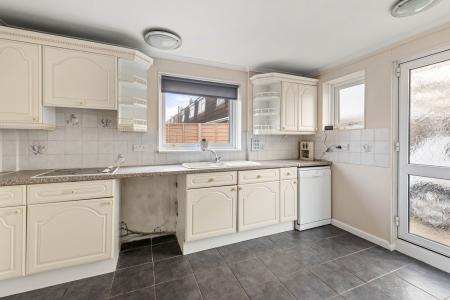 3 bedroom Semi-detached house for sale in Woodthorpe Avenue, Boston, PE21