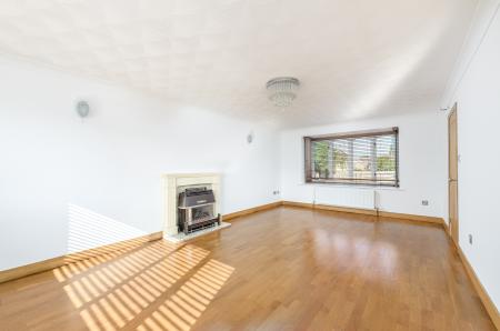 5 bedroom Detached house for sale in Woodville Road, Boston, PE21