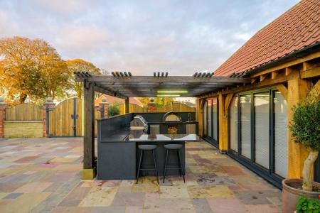 6 bedroom Detached house for sale in Wythes Lane, Fishtoft, Boston, PE21