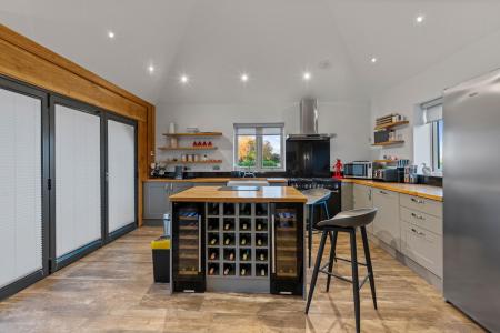 6 bedroom Detached house for sale in Wythes Lane, Fishtoft, Boston, PE21