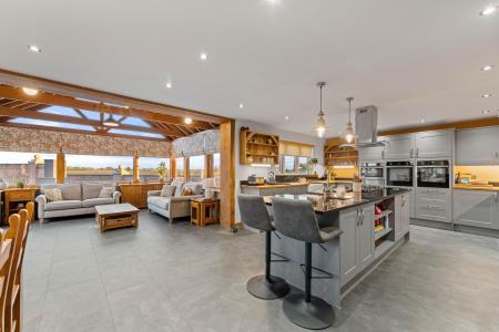 6 bedroom Detached house for sale in Wythes Lane, Fishtoft, Boston, PE21