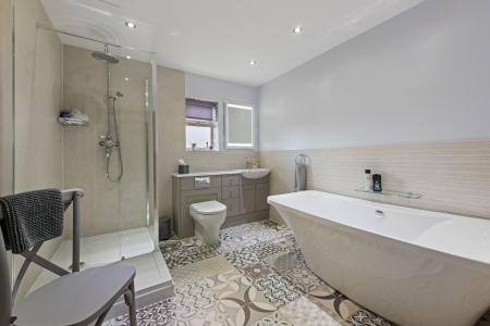 6 bedroom Detached house for sale in Wythes Lane, Fishtoft, Boston, PE21