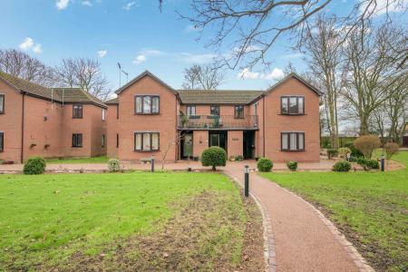 2 bedroom Flat for sale in Sleaford Road, Boston, PE21