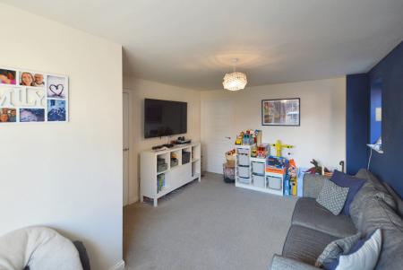 3 bedroom Semi-detached house for sale in Chester Close, Bourne, PE10