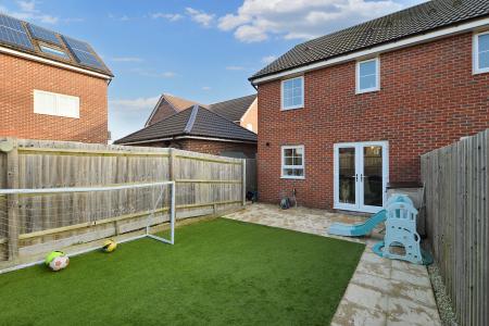 3 bedroom Semi-detached house for sale in Chester Close, Bourne, PE10