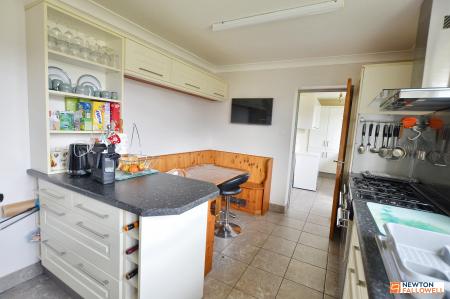 3 bedroom Detached bungalow for sale in Elizabeth Way, Bourne, PE10