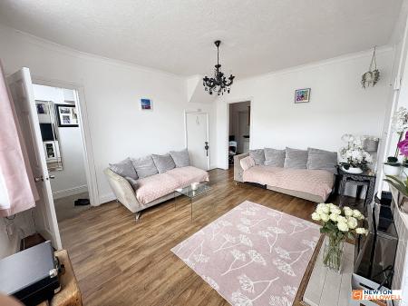3 bedroom End of terrace house for sale in Fen Road, Bourne, PE10