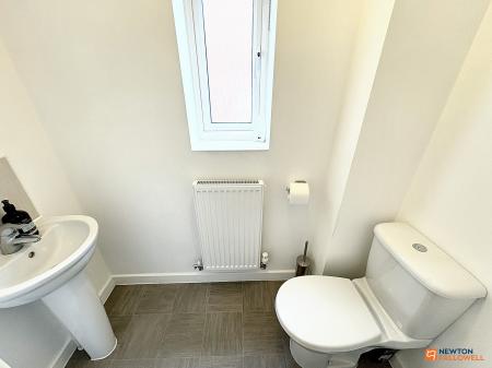 3 bedroom Detached house for sale in Lingfield Park, Bourne, PE10