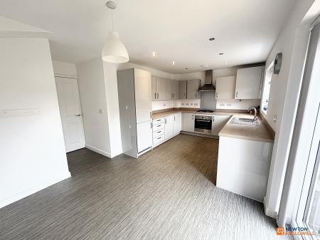 3 bedroom Detached house for sale in Lingfield Park, Bourne, PE10