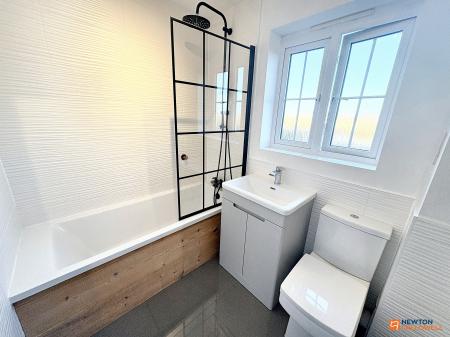 4 bedroom Detached house for sale in Nene Close, Bourne, PE10