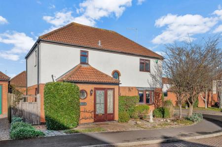 4 bedroom Detached house for sale in Priory Close, Thurlby, Bourne, PE10