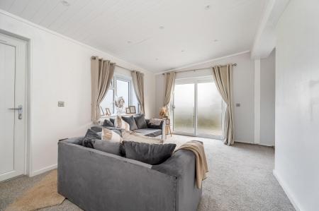 2 bedroom Park home for sale in Stamford Park, Bourne