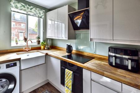 3 bedroom Terraced House for sale in The Pollards, Bourne, PE10