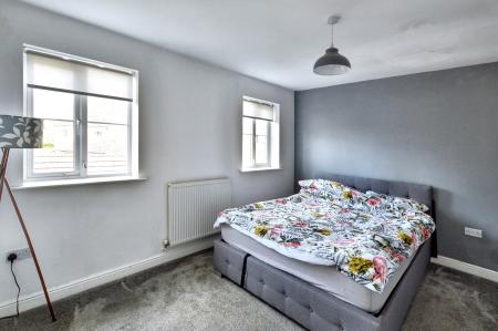 3 bedroom Terraced House for sale in The Pollards, Bourne, PE10