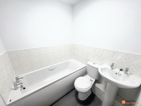 2 bedroom Ground floor flat for sale in The Pollards, Bourne, PE10