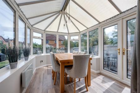 4 bedroom Detached house for sale in Viking Way, Thurlby, Bourne, PE10