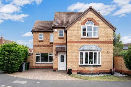 4 bedroom Detached house for sale in Viking Way, Thurlby, Bourne, PE10