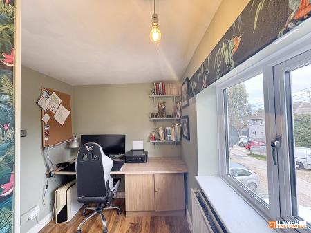 3 bedroom Semi-detached house for sale in Dovecote Estate, Rippingale, Bourne, PE10