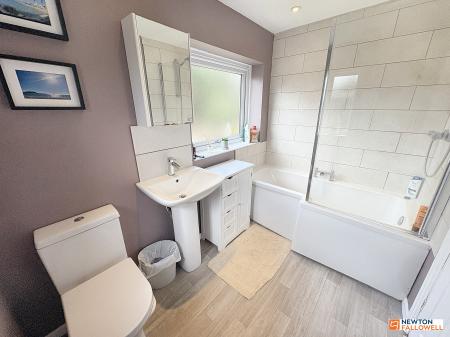 3 bedroom Semi-detached house for sale in Dovecote Estate, Rippingale, Bourne, PE10