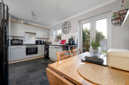 3 bedroom Semi-detached house for sale in Southfields, Bourne, PE10