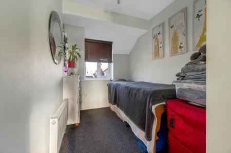 3 bedroom Semi-detached house for sale in Southfields, Bourne, PE10