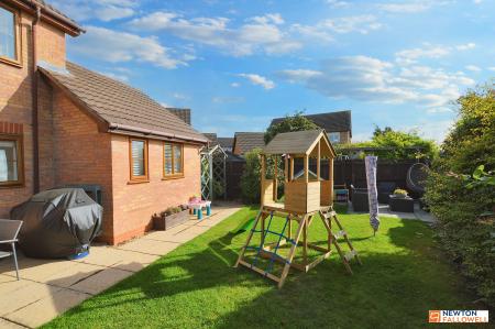 3 bedroom Semi-detached house for sale in Wordsworth Grove, Bourne, PE10