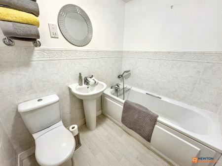 3 bedroom Town house for sale in Rosemary Gardens, Bourne, PE10