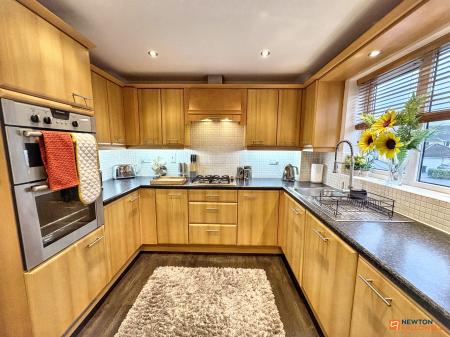 3 bedroom Town house for sale in Rosemary Gardens, Bourne, PE10