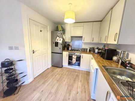 3 bedroom End of terrace house for sale in Taunton Road, Bourne, PE10
